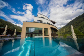 Отель Hotel Grischuna  Санкт-Антон, Арльберг